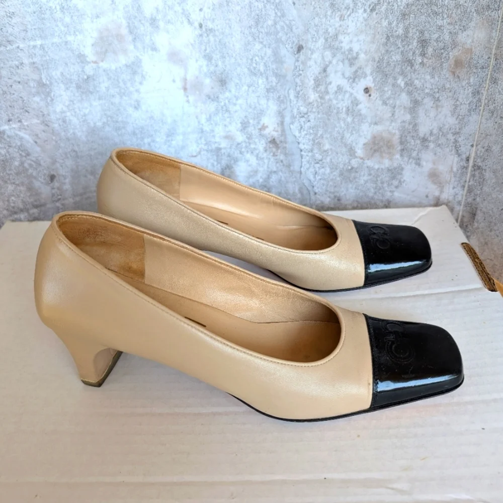 Salvatore Ferragamo SHARI Captoe Gazelle Nappa Leather Pumps 7AA - Picture 2 of 12